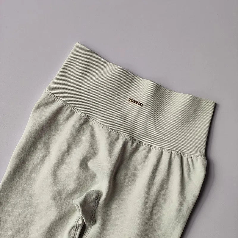 Women's fitness suit